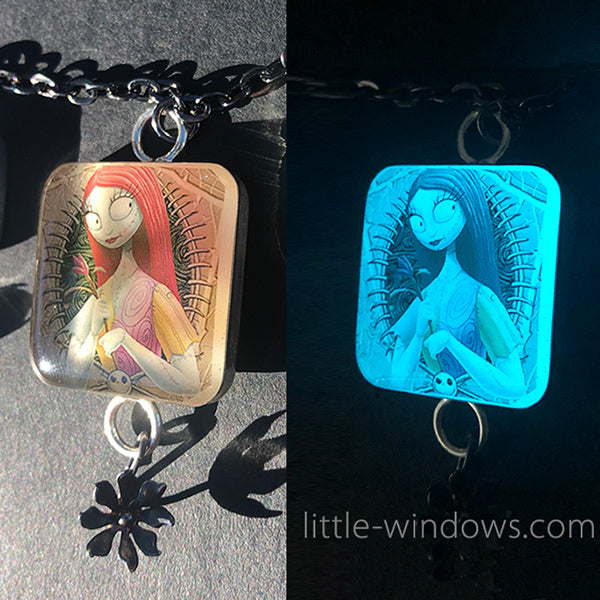 Glow In The Dark Resin in Mixed Bezels