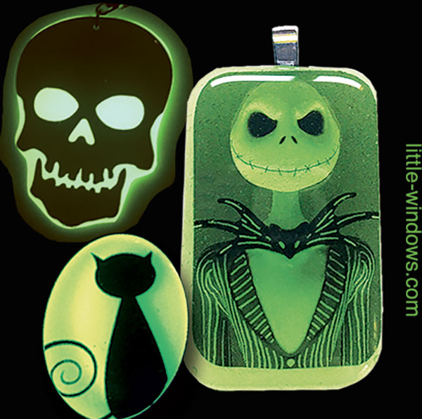 glow in the dark resin jewelry