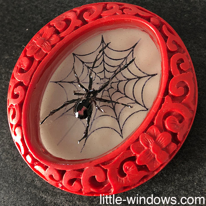 3D Spider in Glowing Bezel
